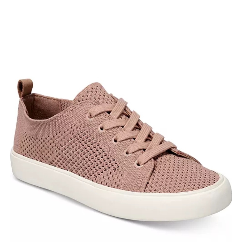 Marc Fisher Sashya Womens‎ Blush Sneakers 5M Lace Knit Sneakers Low Top Casual